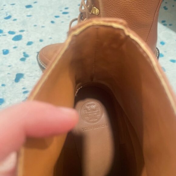 Tory Burch Miller Lug-Sole Heeled Ankle Bootie US6 - Picture 4 of 6